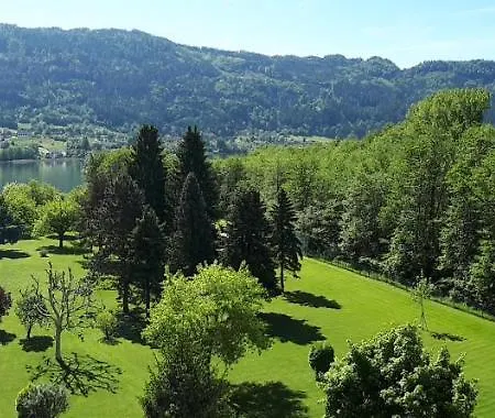 Ruth Haus Kmb Seeblickappartement Am Ossiacher Mit Direktem Seezugang, Hallenbad Lägenhet Bodensdorf