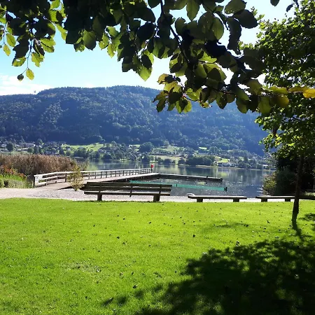 Ruth Haus Kmb Seeblickappartement Am Ossiacher Mit Direktem Seezugang, Hallenbad *