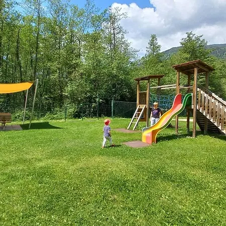 Ruth Haus Kmb Seeblickappartement Am Ossiacher Mit Direktem Seezugang, Hallenbad