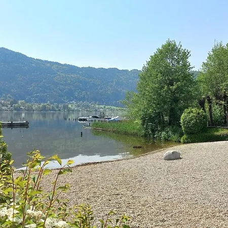 Ruth Haus Kmb Seeblickappartement Am Ossiacher Mit Direktem Seezugang, Hallenbad Bodensdorf