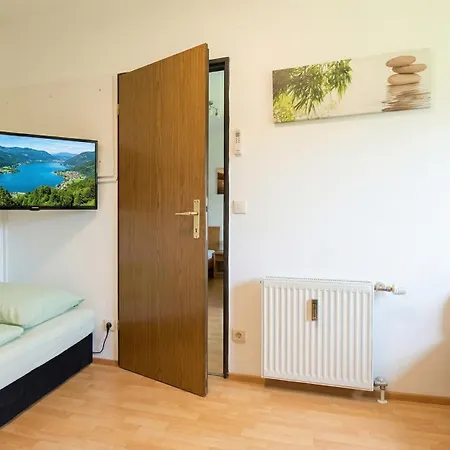 Апартаменты Ruth Haus Kmb Seeblickappartement Am Ossiacher See, Hallenbad, Skiarena Gerlitzen *