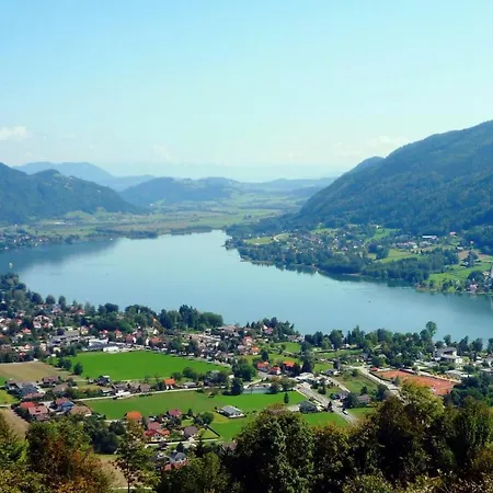 Ruth Haus Kmb Seeblickappartement Am Ossiacher Mit Direktem Seezugang, Hallenbad Bodensdorf