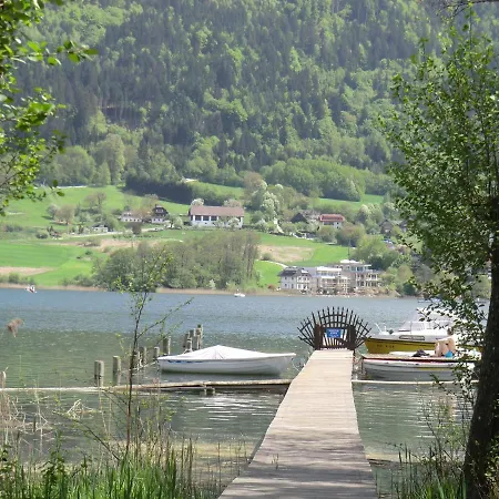 Ruth Haus Kmb Seeblickappartement Am Ossiacher Mit Direktem Seezugang, Hallenbad *