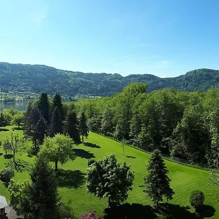 Ruth Haus Kmb Seeblickappartement Am Ossiacher Mit Direktem Seezugang, Hallenbad *